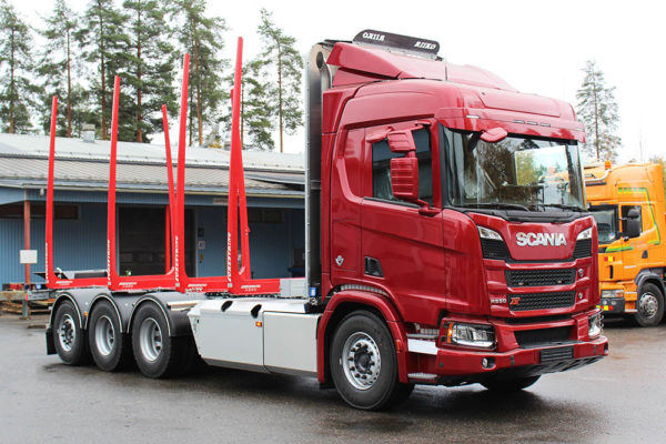 riiko-scania-r650-puutavara-5