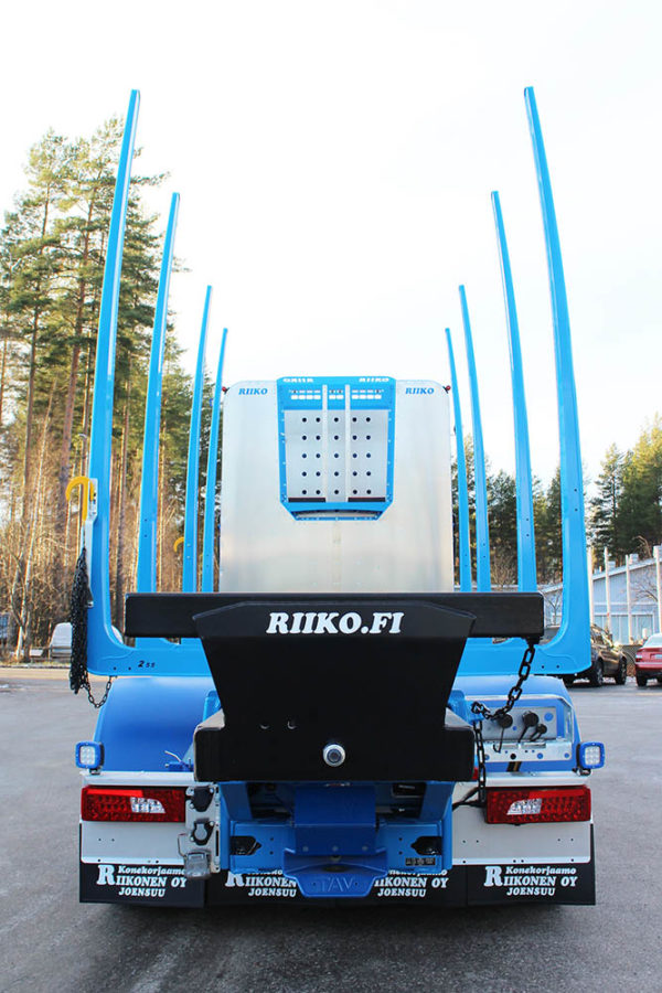 riiko-scania-r650xt-puutavara-auto4