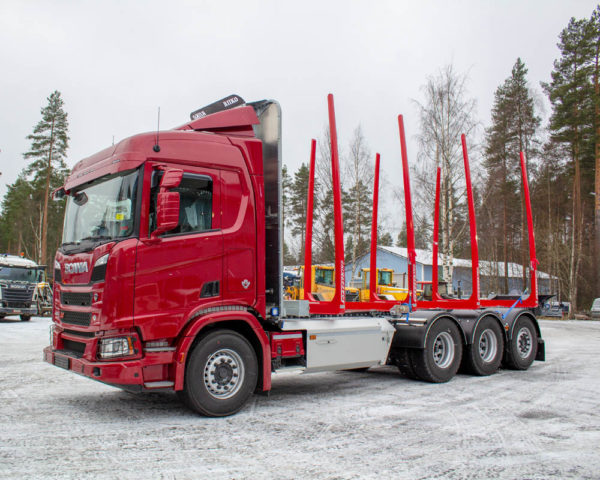 scania-r650xt-riiko-paallirakenteet1