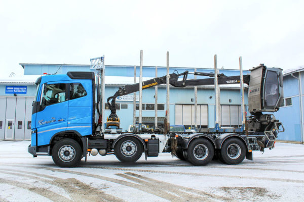 volvo-fh16-650-riiko-puutavara-auto2