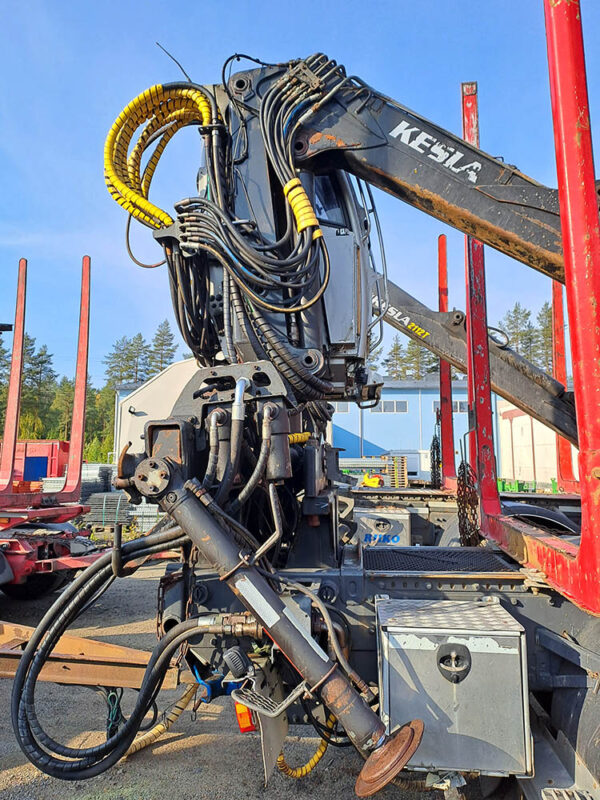 nosturi-2110T-kesla-crane