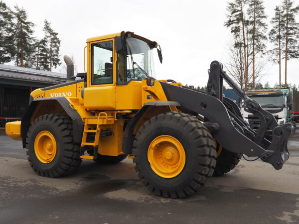 L110E-Volvo5