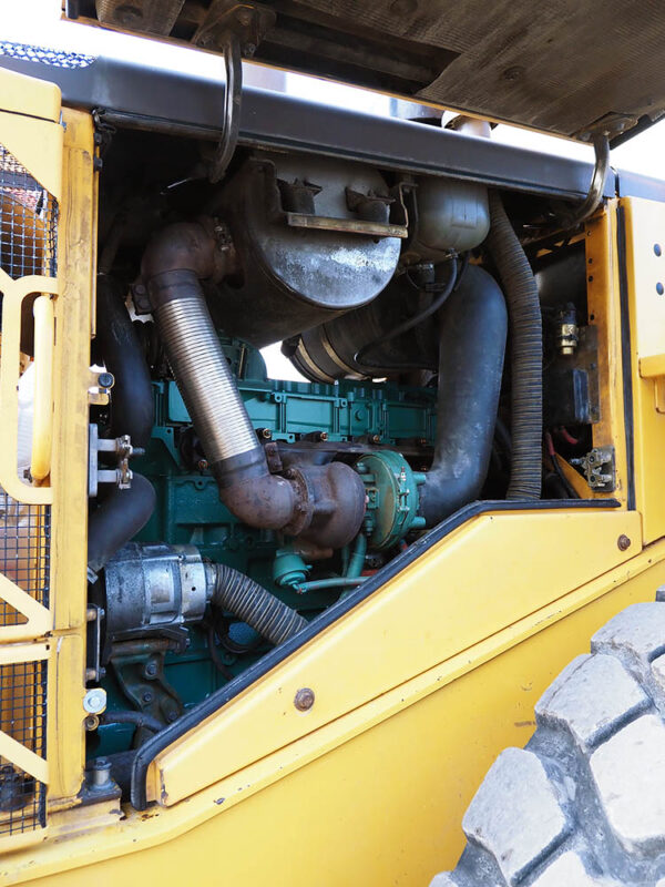 kaytetty-L120E-volvo11