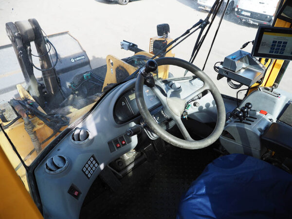 kaytetty-L120E-volvo16