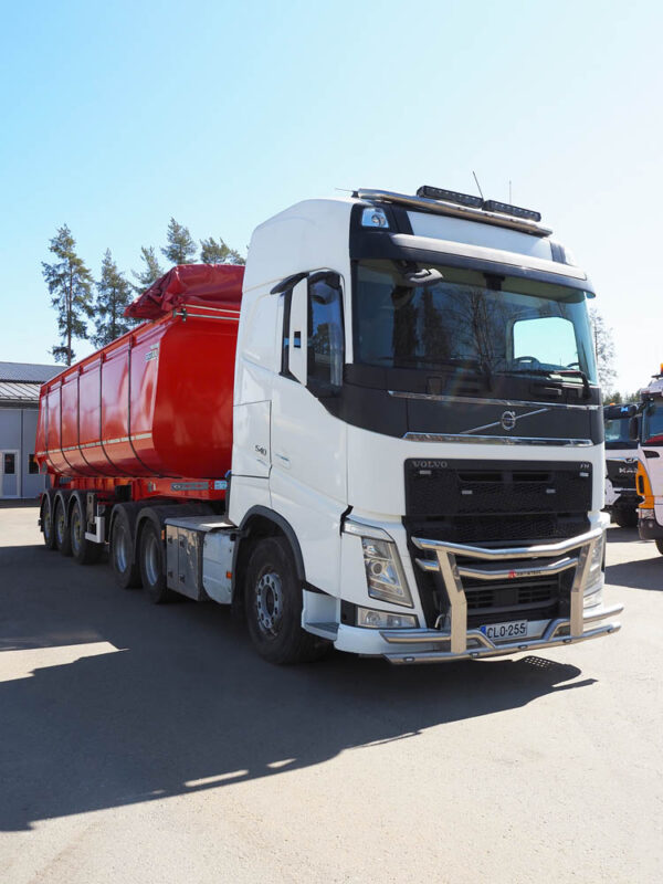 volvo-fh540-veturi