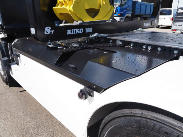 riiko-volvo-loglift12