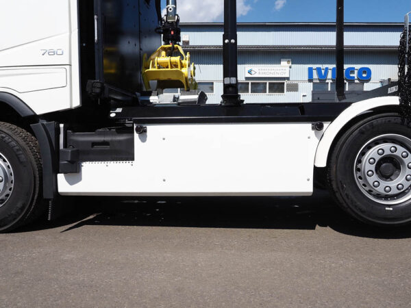 riiko-volvo-loglift9