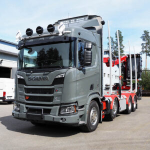 puuauto-riikonen-scania